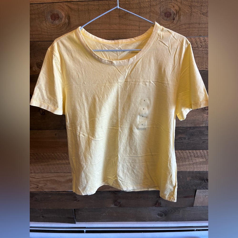 GAP Light Yellow Tee